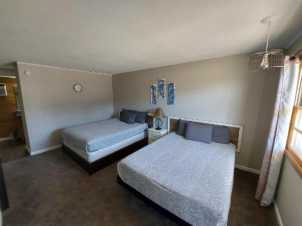 Country Inn Of Shelby Avoca Bagian luar foto